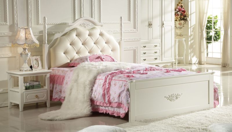 Queen bed 002# - Click Image to Close