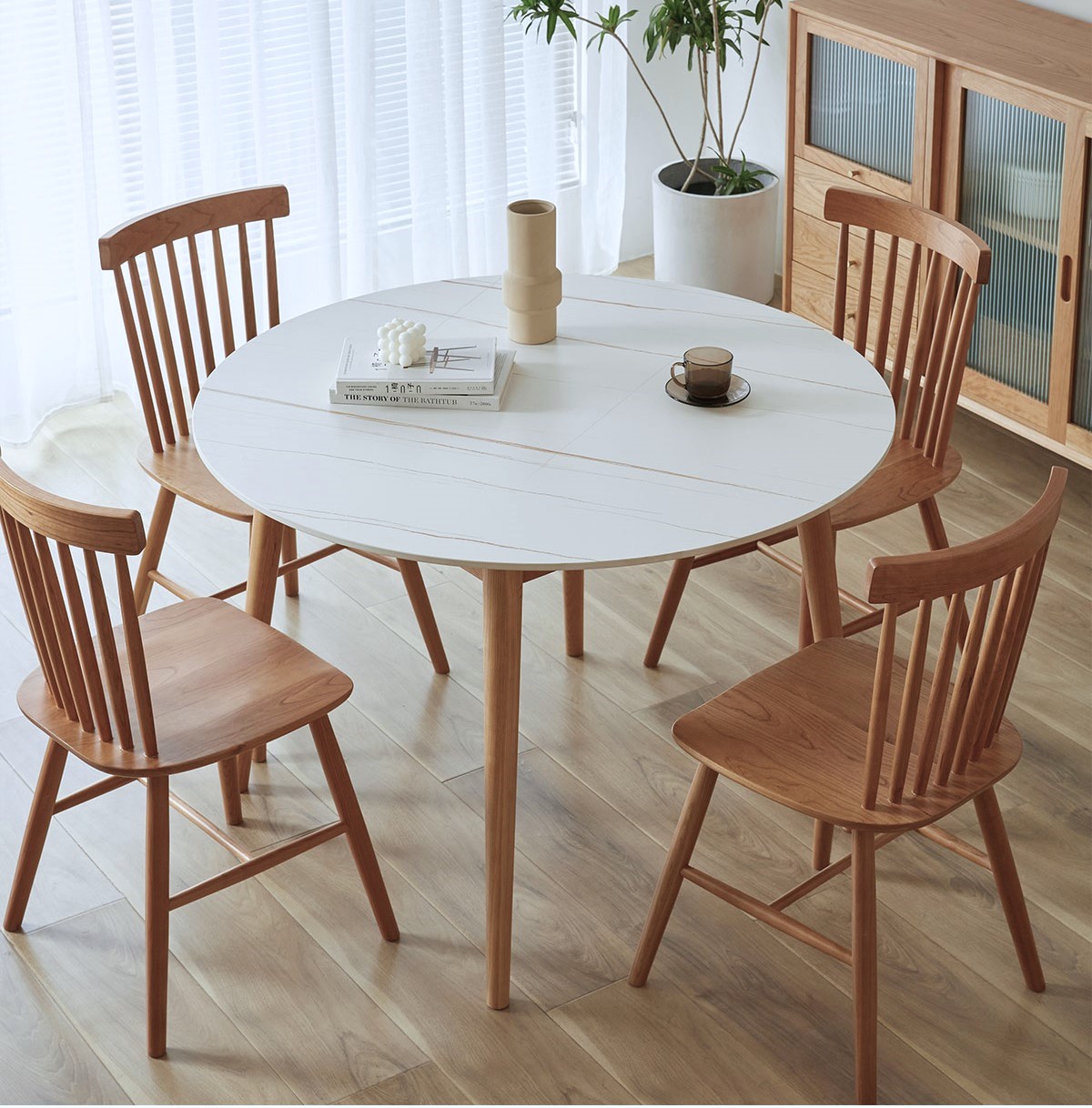 Round table + 4 chairs(YR-2D#)