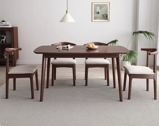 Table + chairs(1-1DC#)