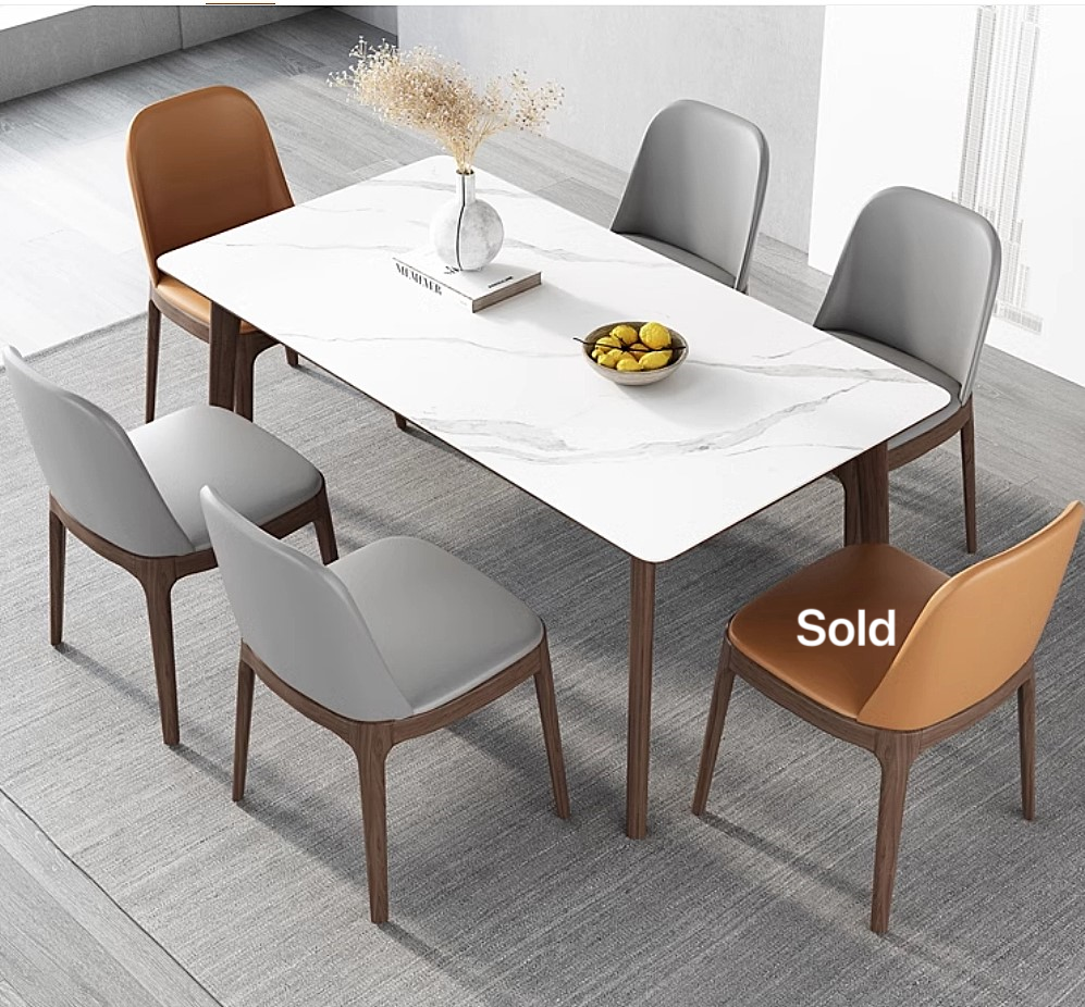 Table + chairs (3-3#DL)